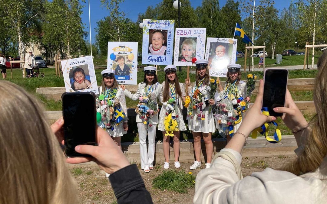 Glädje, sorg och vemod vid Hornavansskolans sista studentfirande